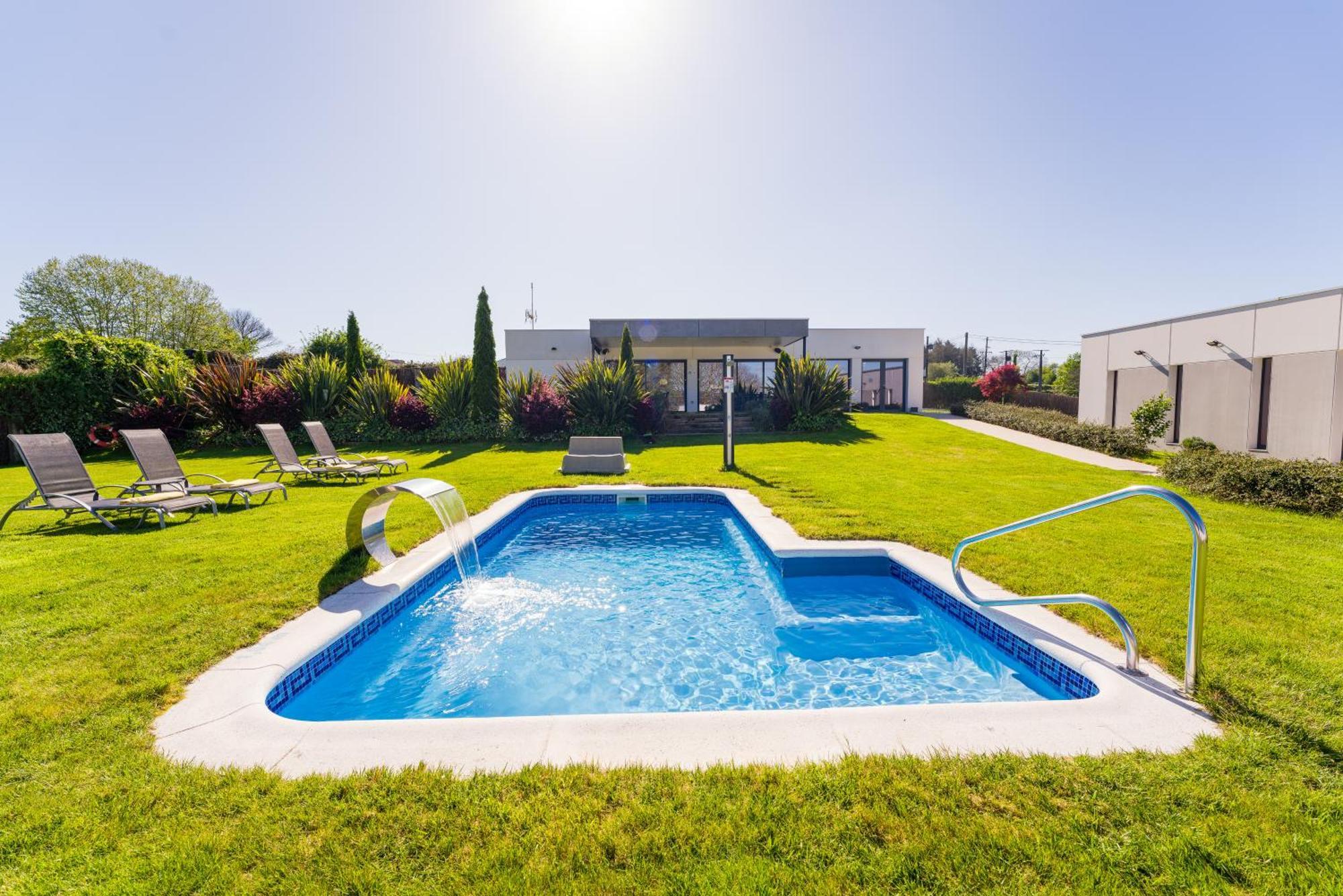 Hotel A Curuxa Wellness Arzua Exterior photo