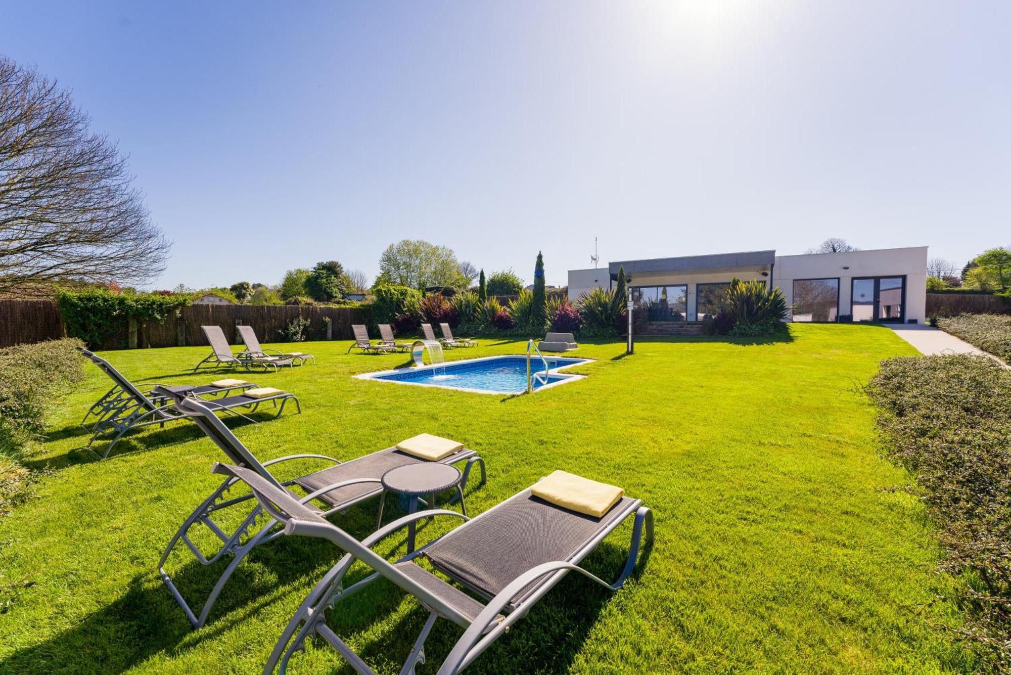 Hotel A Curuxa Wellness Arzua Exterior photo