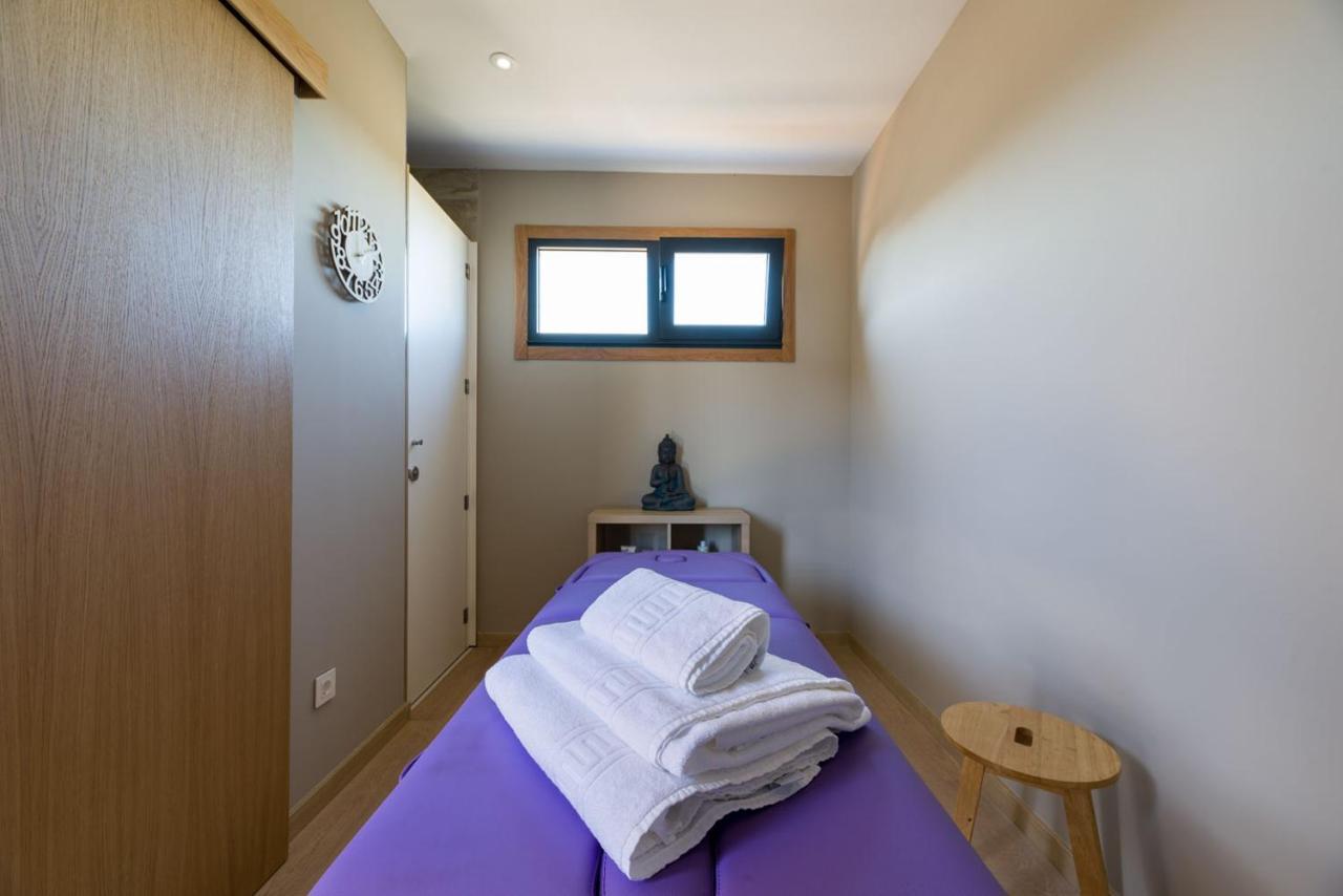 Hotel A Curuxa Wellness Arzua Exterior photo